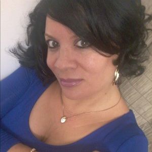 Meet your Posher, Toni